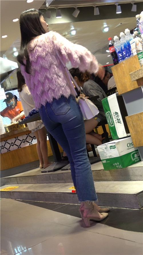 10164yua4aerdw3t.jpg
