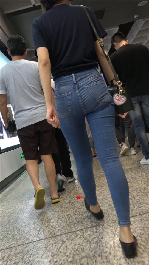 101634oma5lcr4bg.jpg