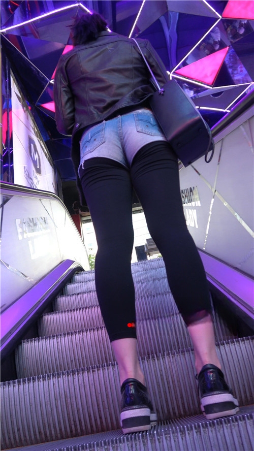 10135e1xnc10nxqg.jpg