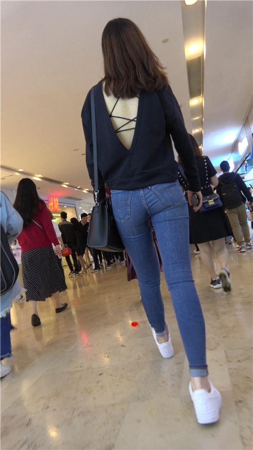 99075r4kf2kdbbi.jpg