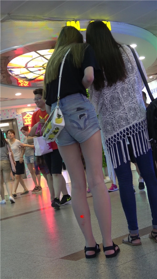 9897hco44qoercd.jpg