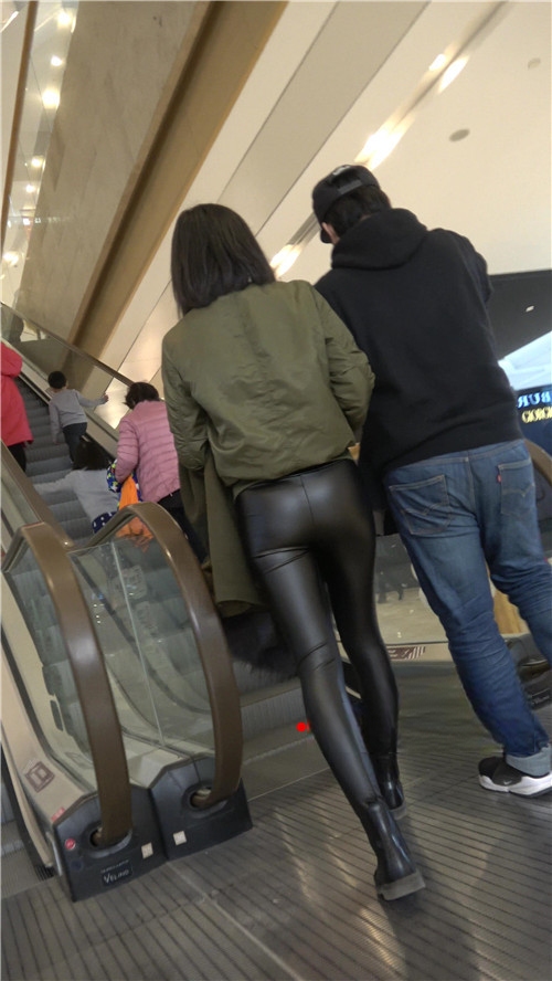 9479qqexmn44c5w.jpg