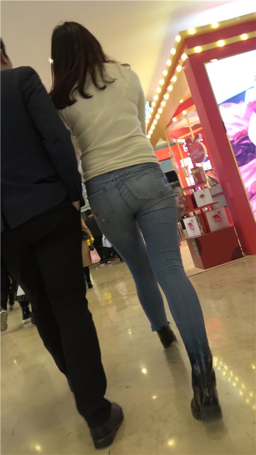 9473d5e2yxukng4.jpg