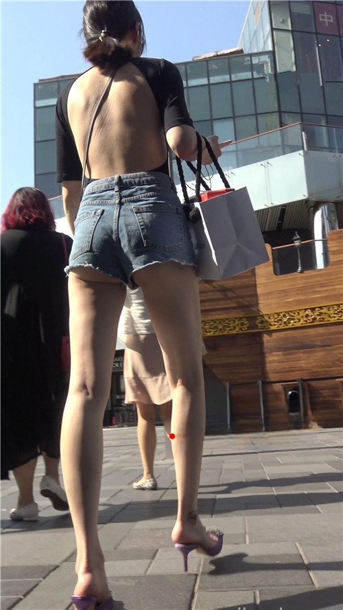 8368uvrts3yml2j.jpg