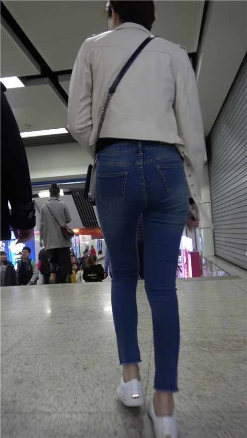 8335dgrdzoodqyq.jpg