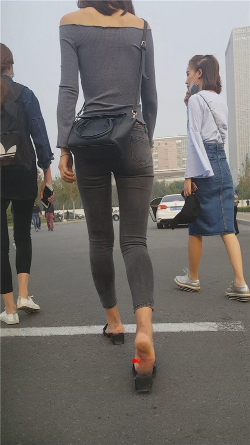 11467mcsjyvrrnw5.jpg