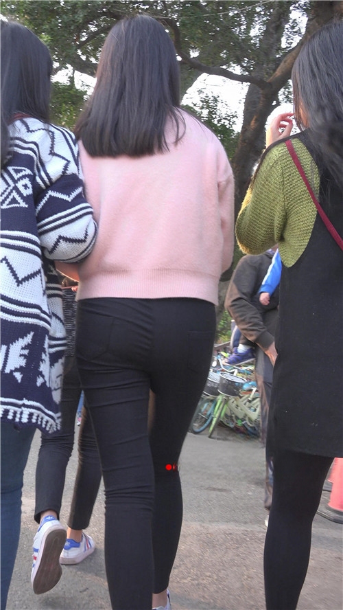 11389fyyvwudy2bk.jpg