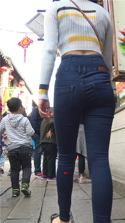 11378wagzzymgdvj.jpg