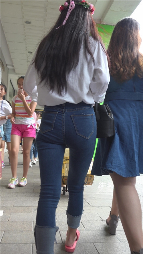 111993mg2oobl0jc.jpg