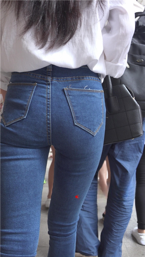 1119930flzo1vrhg.jpg