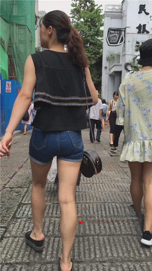 111904ny5ydnxrot.jpg