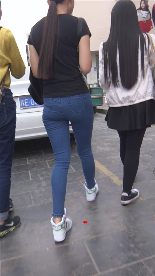 11156mjmdpb4bhob.jpg