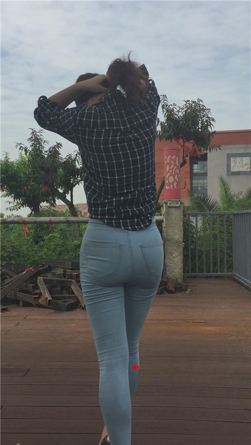 11528x5igmtldiha.jpg