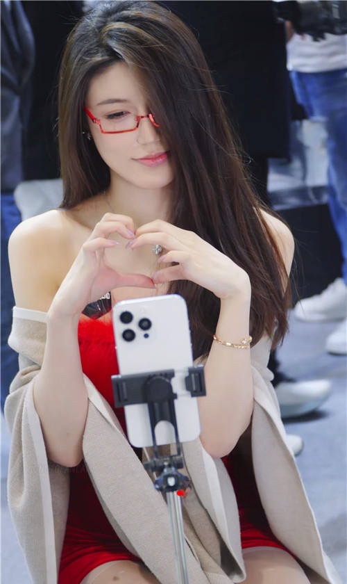 25540bt1fbipw3lw.jpg