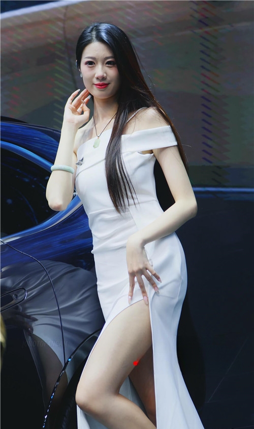 24910hkr4xdhurl5.jpg