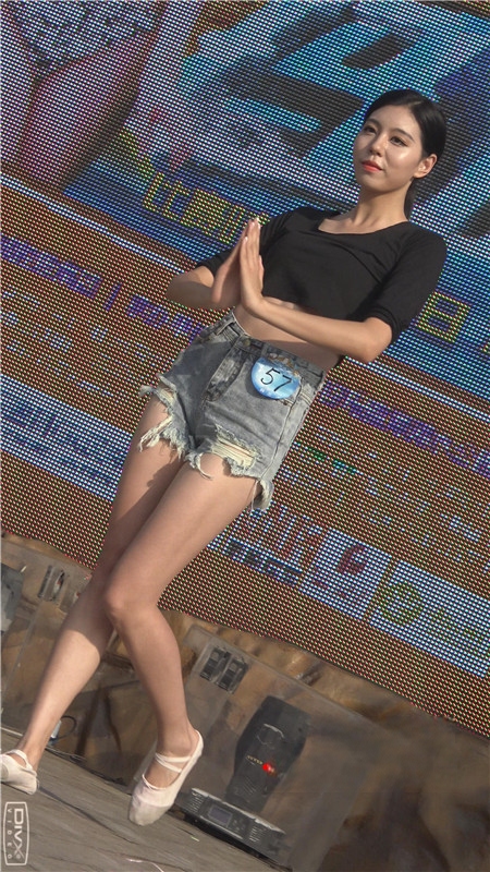 2145pshh4xxdgcu.jpg