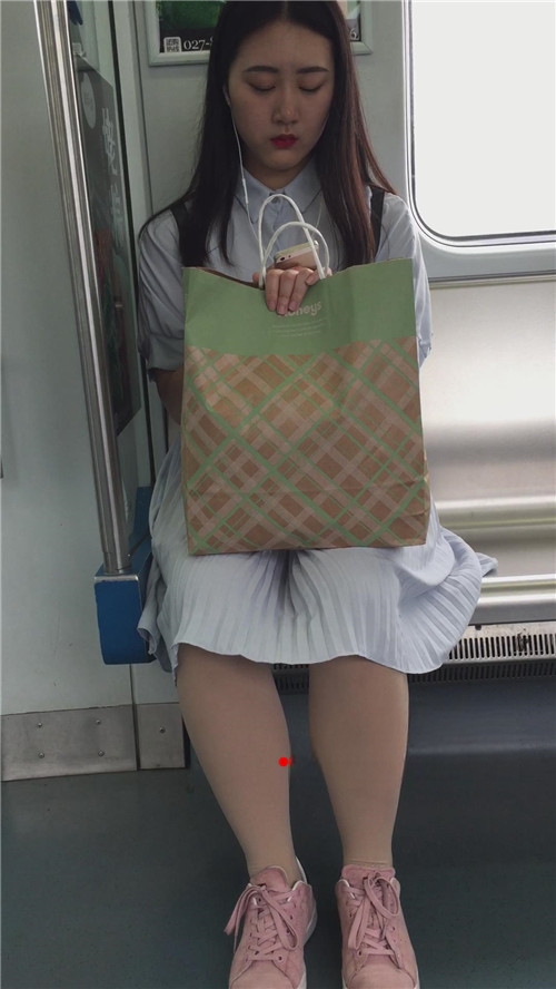 112633hyovi5kf12.jpg
