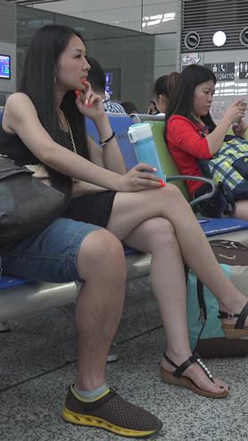 72404lf02bmqs20.jpg