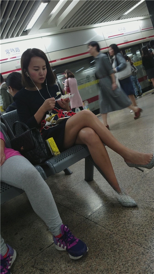 7218v1o0yjd312y.jpg