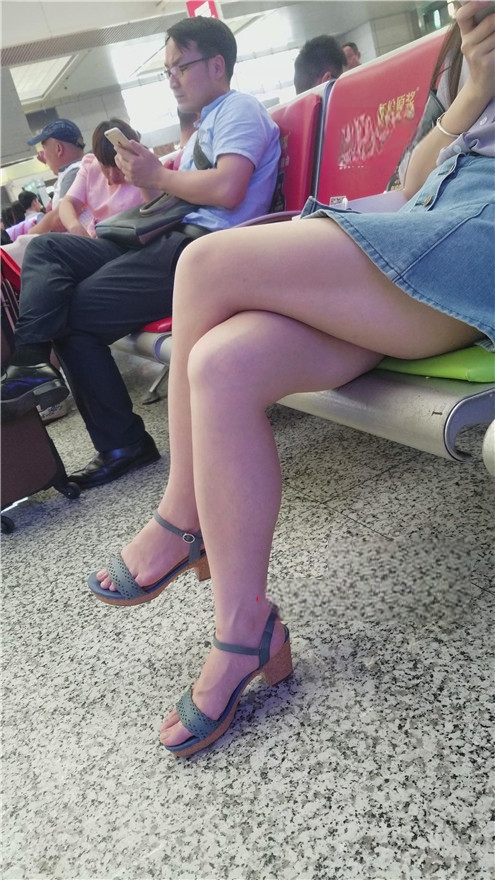 7179zxwcimlxtpz.jpg