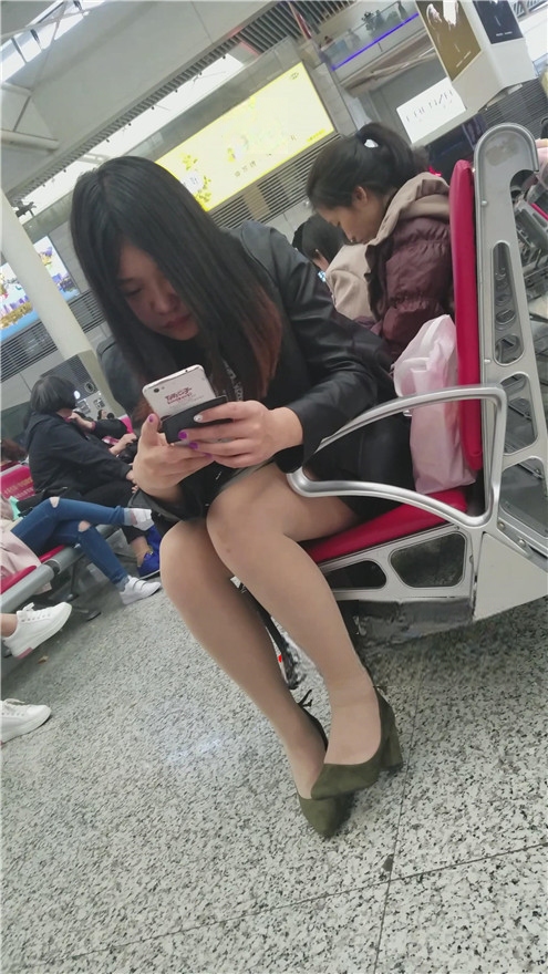 7098jxbh0bsszdl.jpg