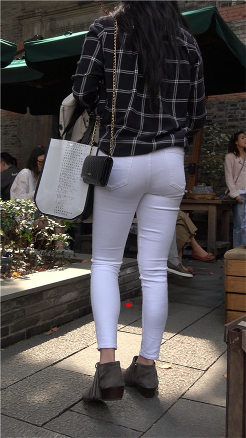 7034rejg04gy3fx.jpg