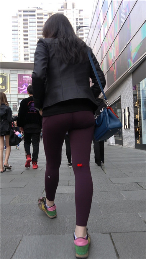 7015wuqznb1f3pc.jpg