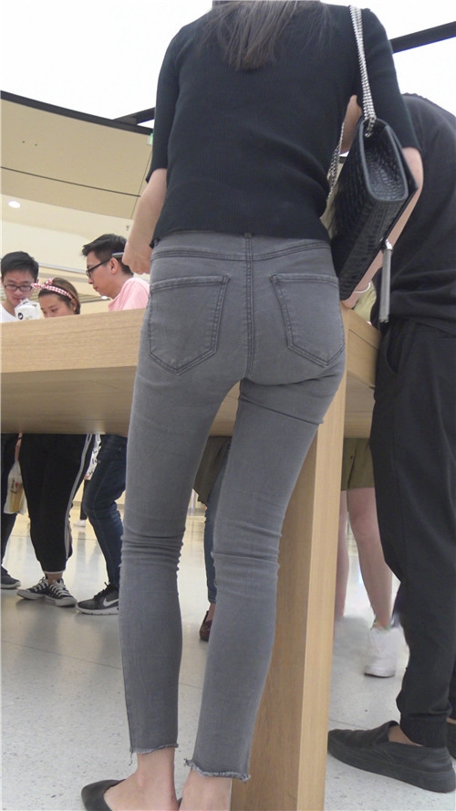 12643npcafyvdnbd.jpg