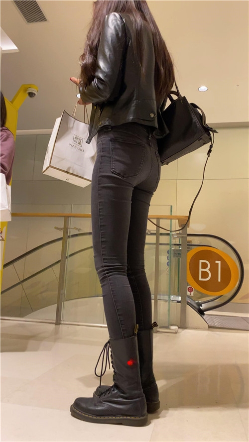 124055jbntncgyax.jpg