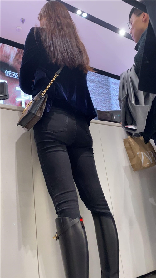 11859y4l2fr2orxk.jpg