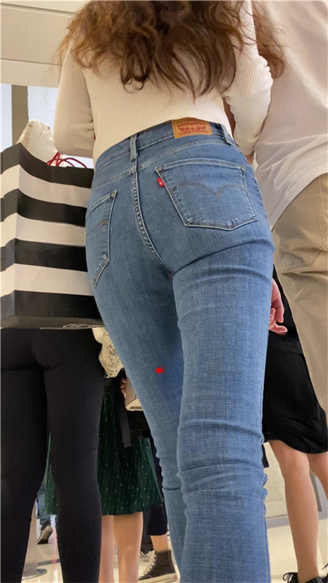 59830hrkplvmyi2.jpg