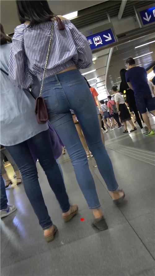 105481c2bnutjzll.jpg
