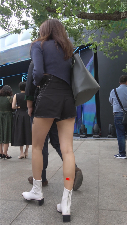 10480rh4ht131u0d.jpg