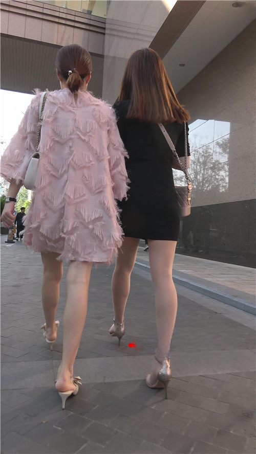 10423yiyz3zx5ndb.jpg