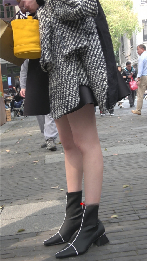 100613ooadol1mnr.jpg