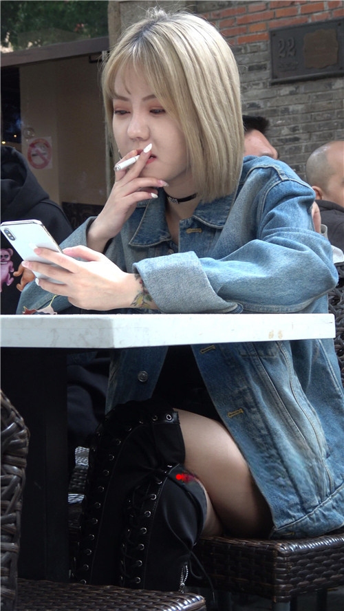 9828vlpm3ym10kz.jpg