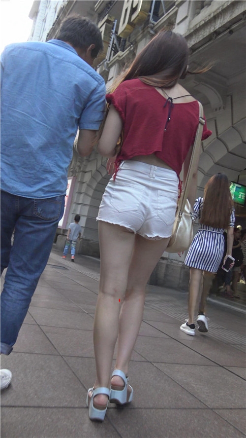81910uhw4fklkgn.jpg