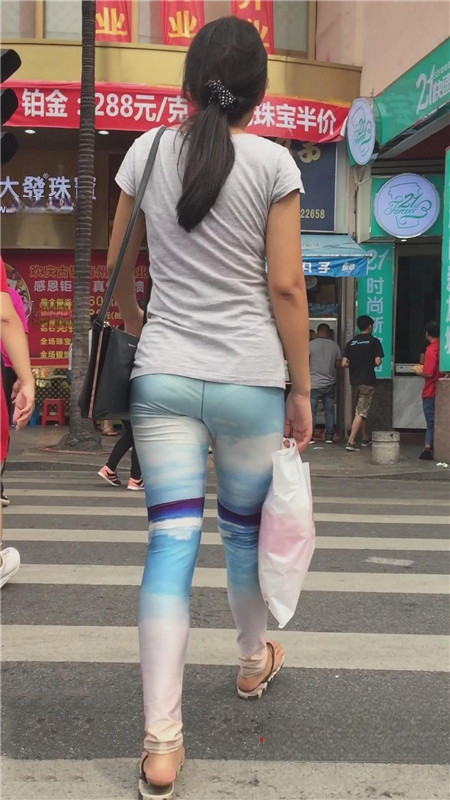 1242pm0kggyd3bj.jpg