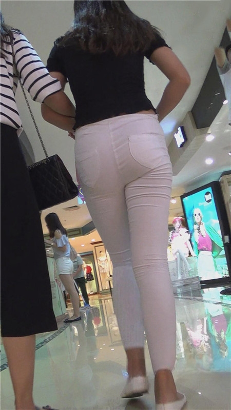 1046oxsjkncuzjb.jpg