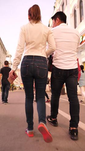 110720ygxatm1yer.jpg