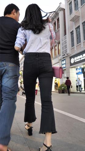 110703l4tmg13sgn.jpg