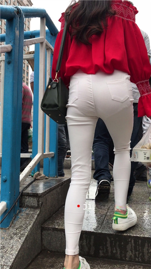 10996pwfzb3xnlsd.jpg