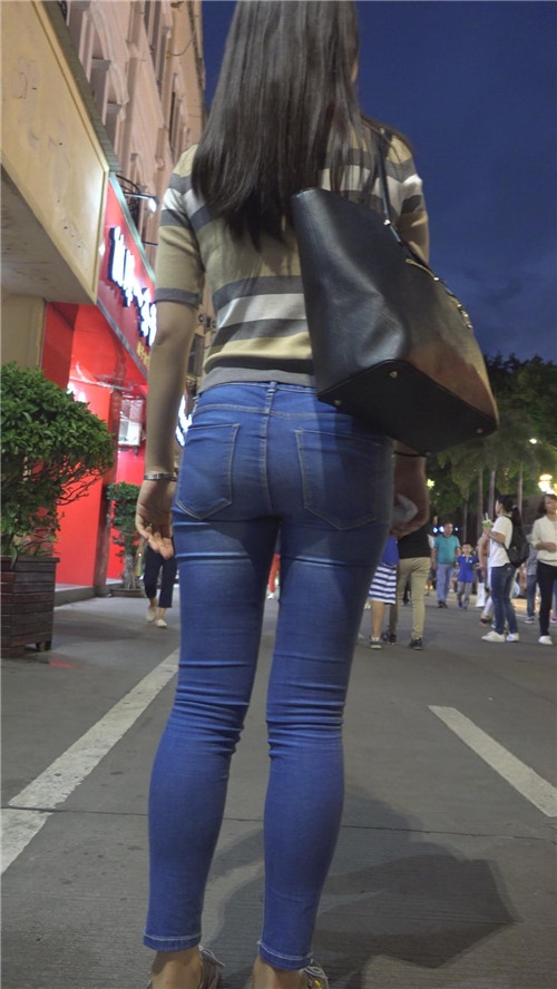 105494ro2jy0epz1.jpg