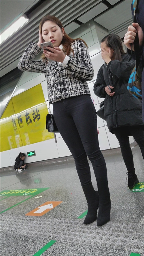 9580ezlbtfx4lu3.jpg