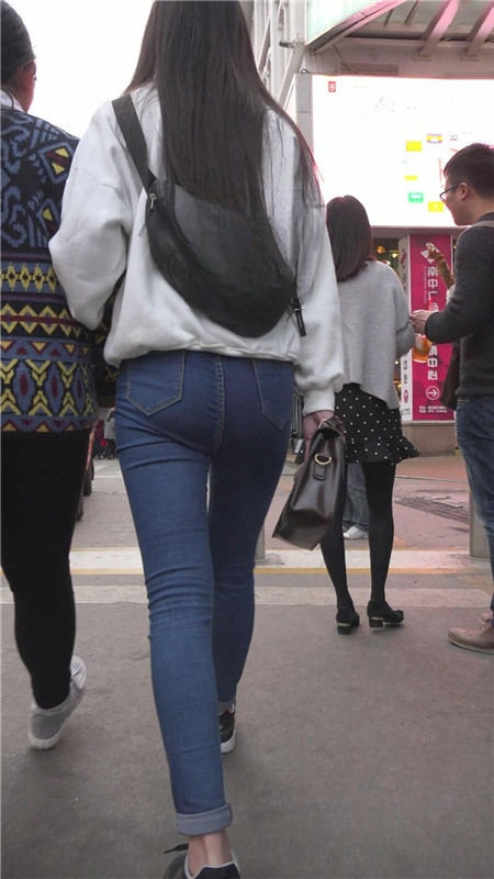 8250523yjyuqcn.jpg