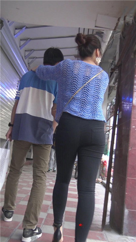 71413p13xaiyit.jpg