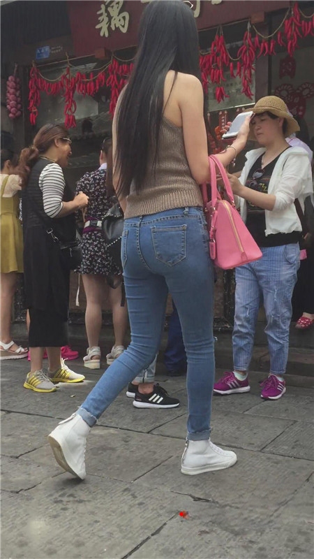 696auvv14ffyff.jpg