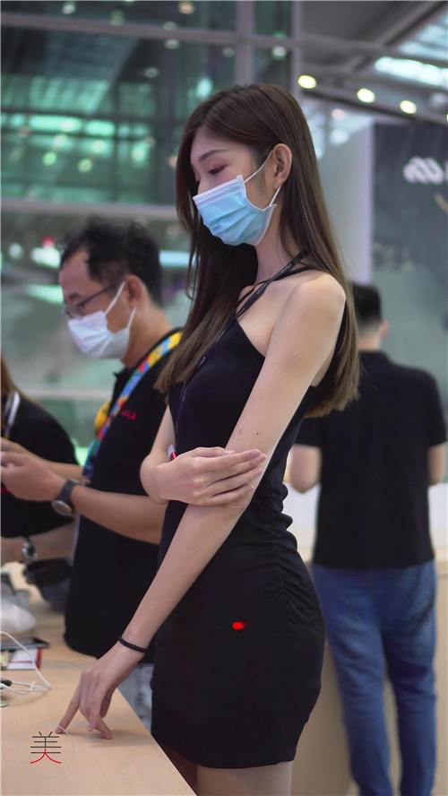 23783vpeqb5cluhe.jpg