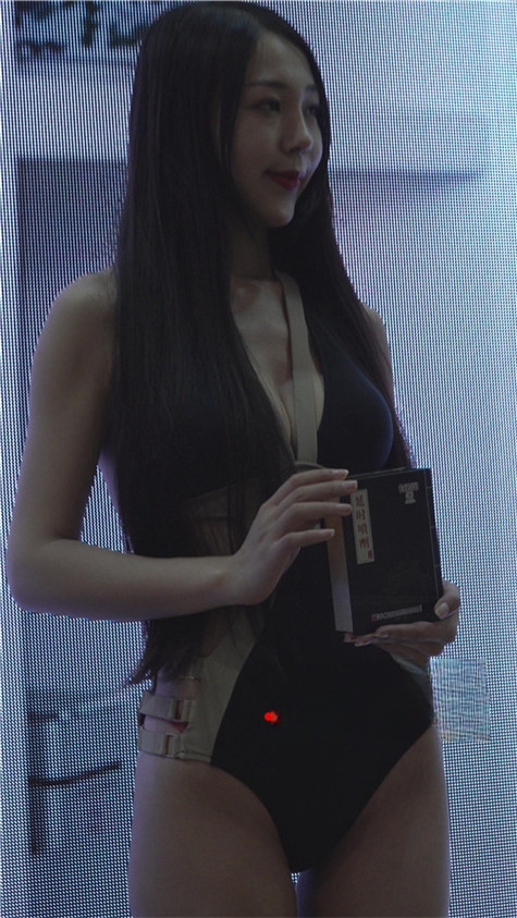11112ch5swqqpcsn.jpg