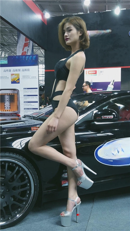 1227mhzwawkxl0i.jpg